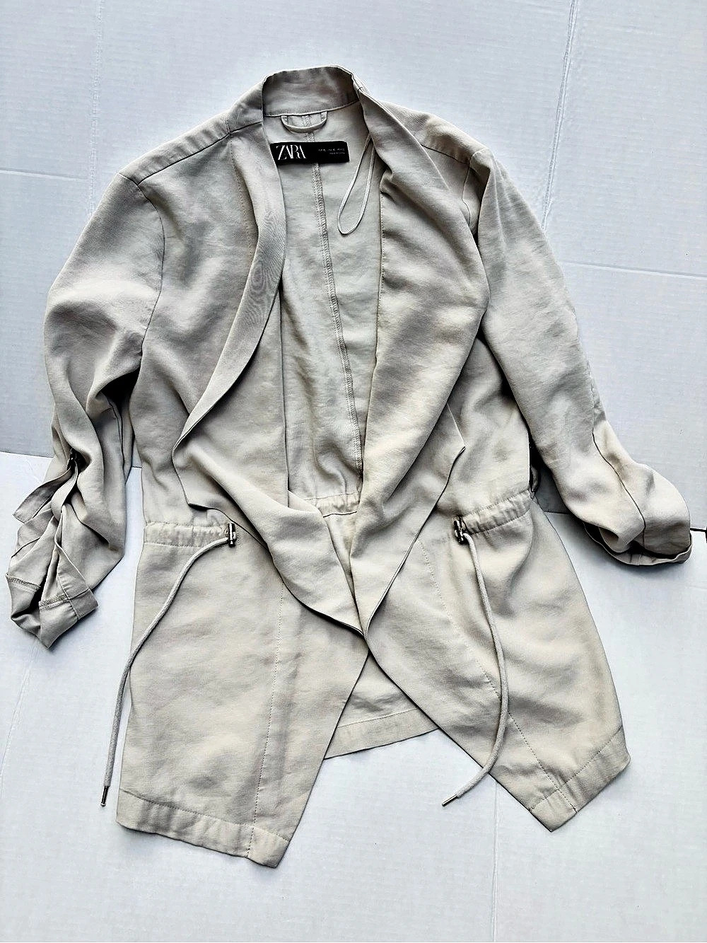 Zara Women's Cream Trench Coat Size XL